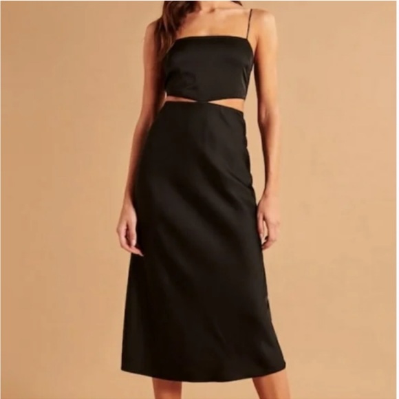 🎉Host Pick🎉 A&F petite black satin cut-out midi dress - Picture 8 of 11